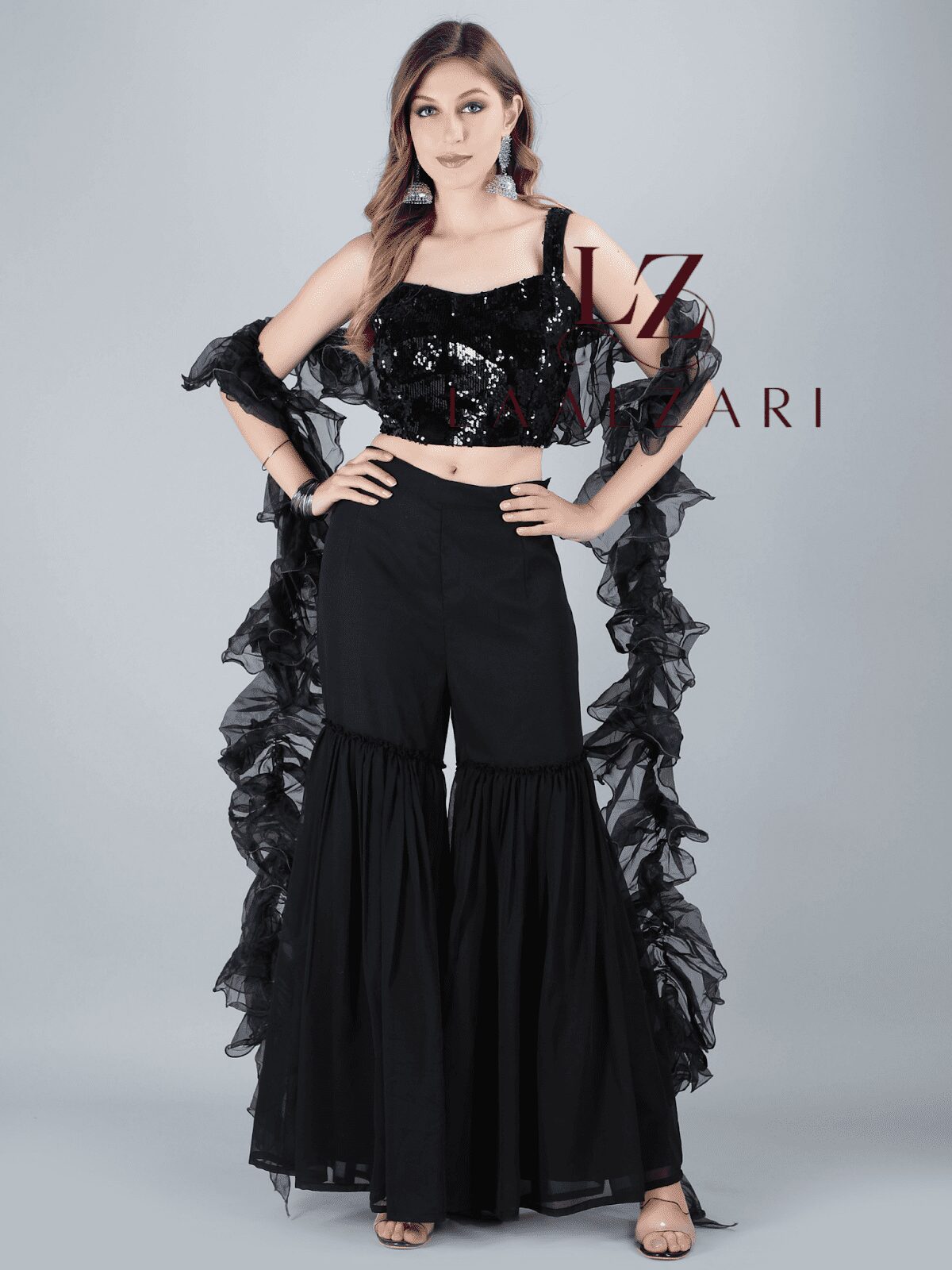 hen and how should Indo western clothing be worn